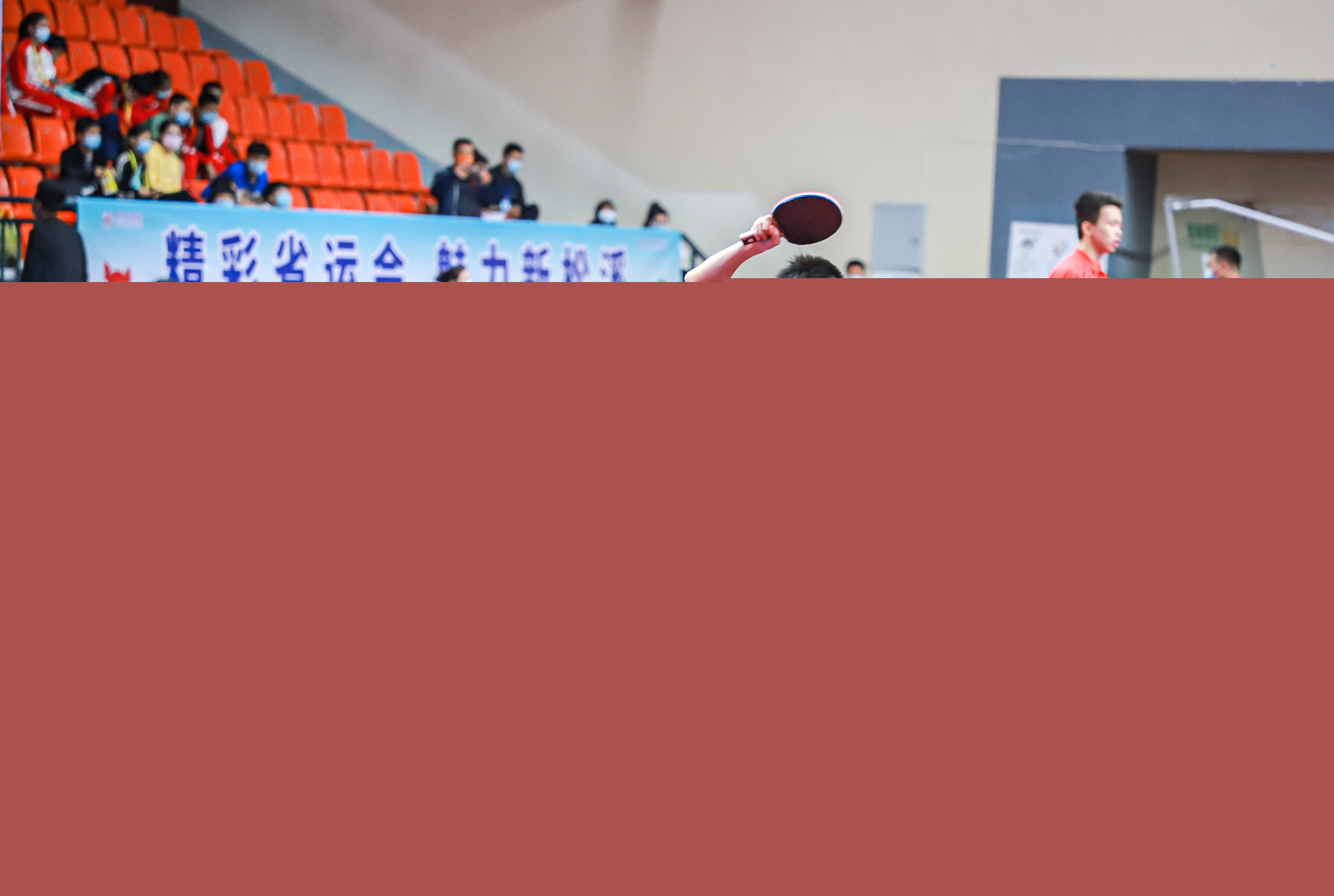 个引人注目 个引人注目