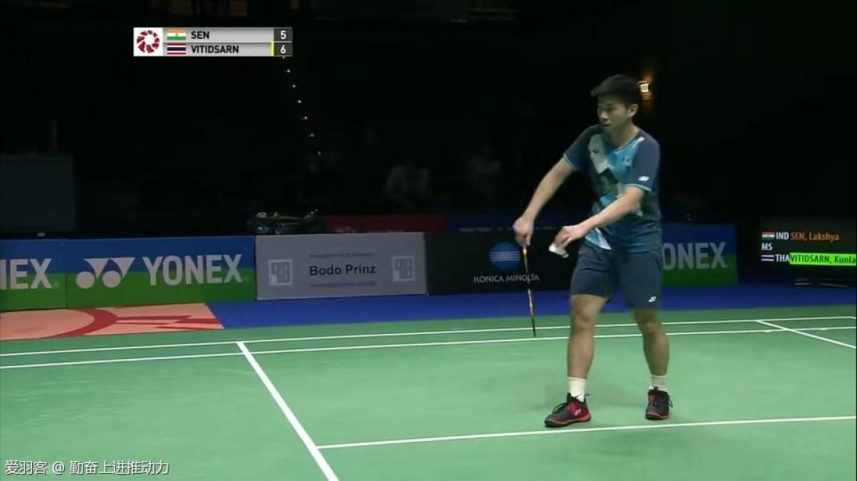 在当今足坛 在当今足坛