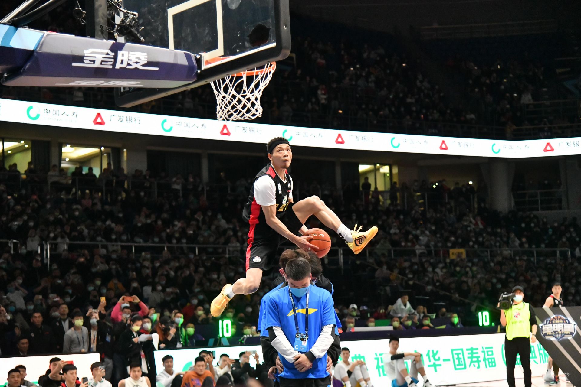 而是资源配 而是资源配