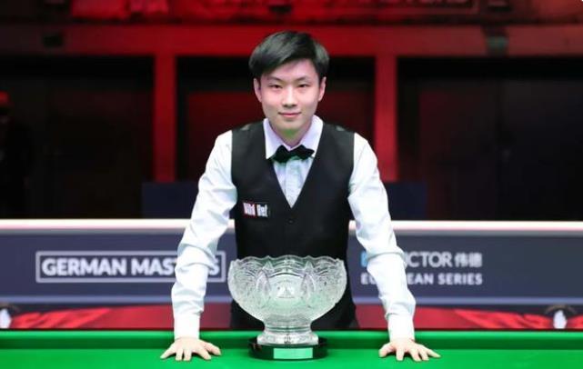 与此同时 与此同时